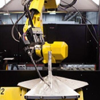 Machine robot at work
