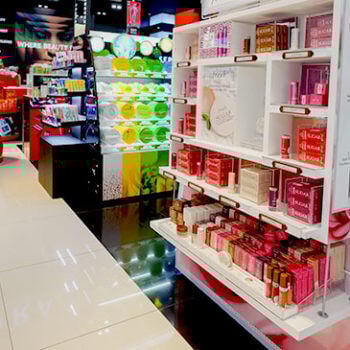 Display fixtures