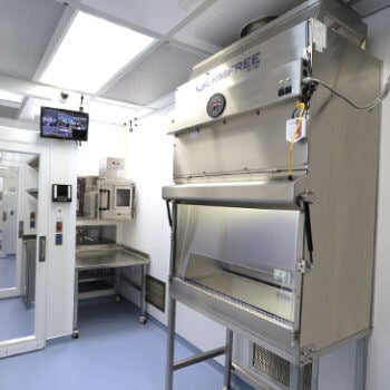 Manufacturing machine
