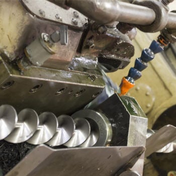 Manufacturing machine