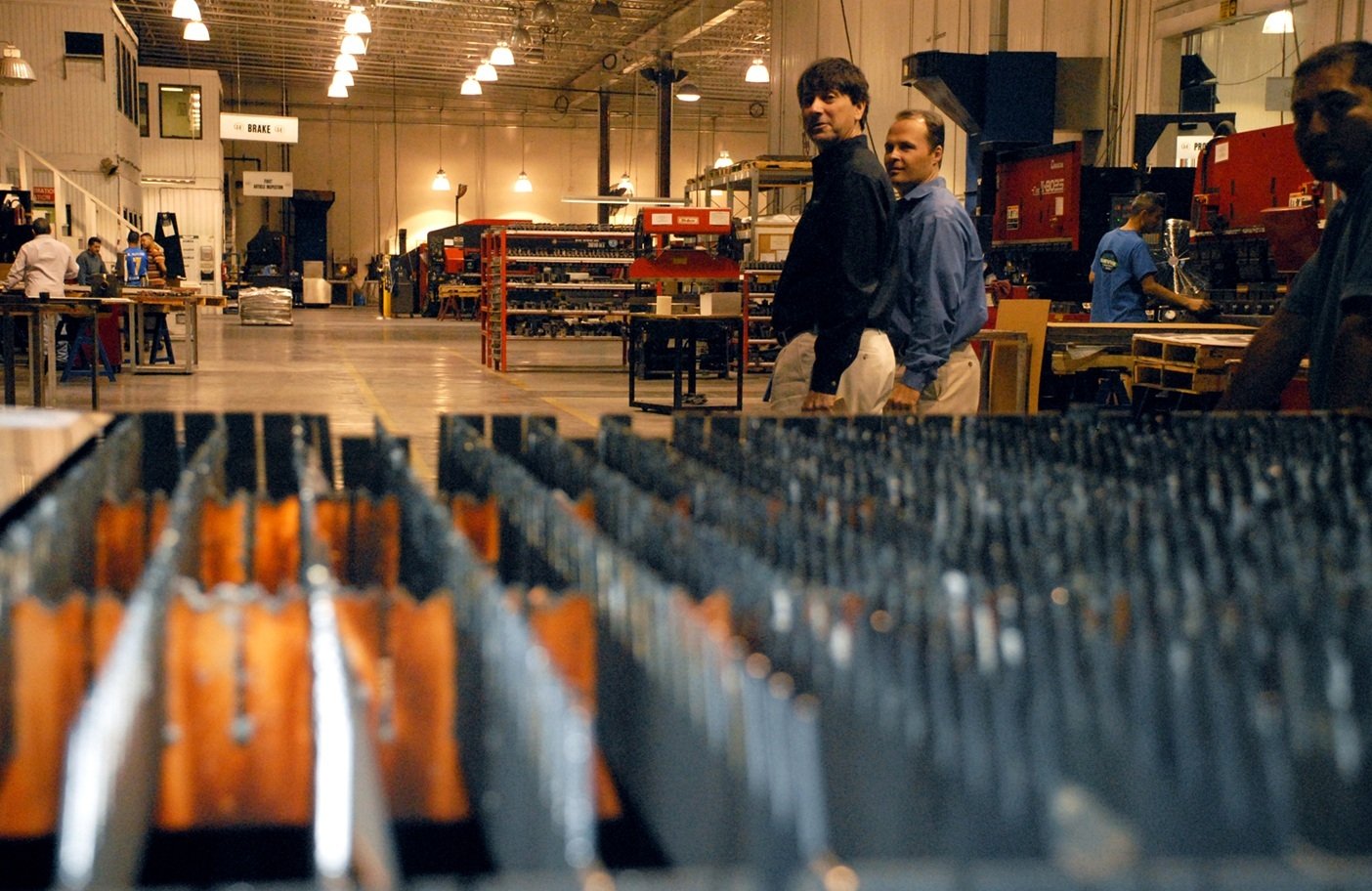 humanetics-shop-floor-2